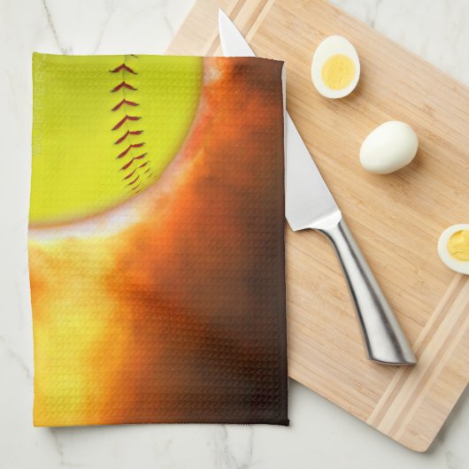 SlipperyJoe、Fireball Raspberry、Softball on fire キッチンタオル (四つ折り)