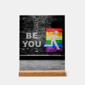 SlipperyJoe's Be You black brick wall figu アクリルサイン (正面)