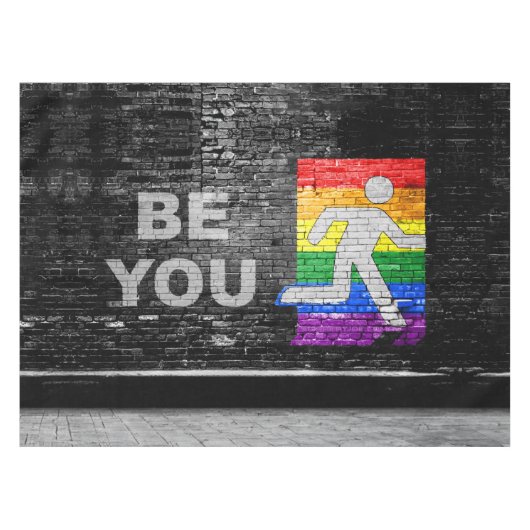SlipperyJoe's Be You black brick wall figu テーブルクロス (正面(横))