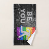 SlipperyJoe's Be You black brick wall figu バスタオルセット (ハンドタオル)