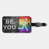 SlipperyJoe's Be You black brick wall figu ラゲッジタグ (裏面横)
