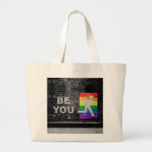 SlipperyJoe's Be You black brick wall figu ラージトートバッグ (正面)