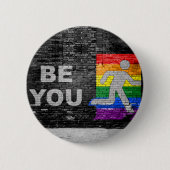 SlipperyJoe's Be You black brick wall figu 缶バッジ (正面)