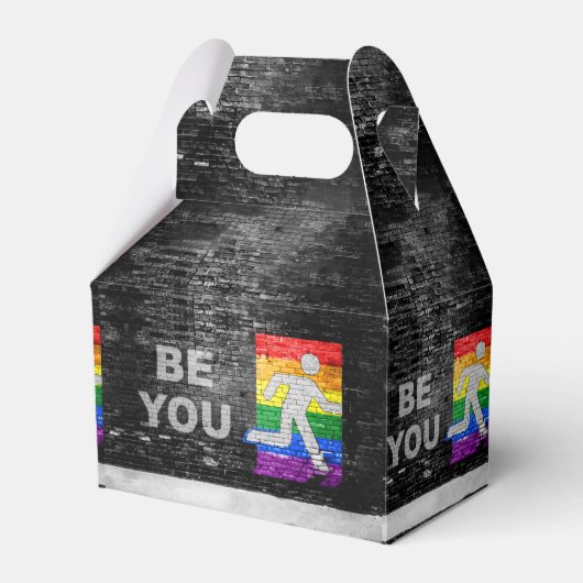 SlipperyJoe's Be You brick wall stick figure rainb フェイバーボックス (正面サイド)
