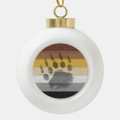 SlipperyJoe's Bearプライドフラグ木製フロアテクスチャ セラミックボールオーナメント (正面)