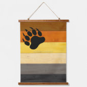 SlipperyJoe's Bearプライドフラグ木製フロアテクスチャ 吊り下げ型タペストリー (正面)