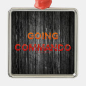 SlipperyJoe's Going Commando はっきりした red orange let メタルオーナメント (正面)
