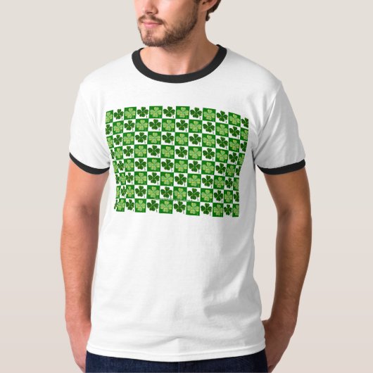 SlipperyJoe's green four-leaf clovers Saint Patric Tシャツ (正面)