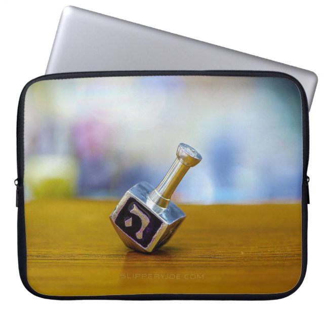 SlipperyJoe's Happy Hanukkah四面回転 ラップトップスリーブ (正面)