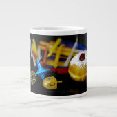 SlipperyJoe's Happy Hanukkah Star of David coin me ジャンボコーヒーマグカップ (正面)