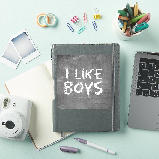 SlipperyJoe's I Like Boys 汚れた黒板の暗い色 シール (iPadカバー)