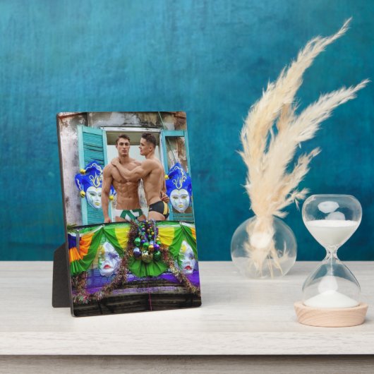 SlipperyJoe's Mardi Grasメンパープル金ゴールドグリーンバル フォトプラーク (側面)