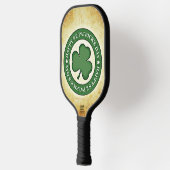 SlipperyJoe's Saint Patrick's Day green three-leaf ピックルボールラケット (左)