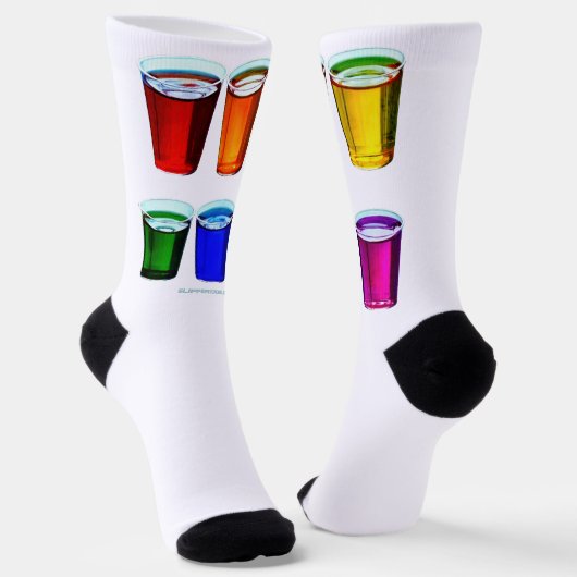 SlipperyJoe's shot glasses six cups arranged horiz ソックス (傾斜あり)