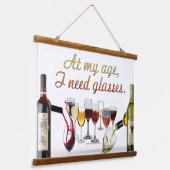 SlipperyJoe's Wine Glassesブドウ発酵ワインp 吊り下げ型タペストリー (傾斜あり)