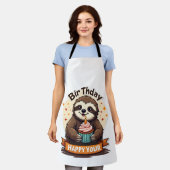 Sloth Birthday Shirt Vintage Cake Animal Graphic エプロン (着用した状態)