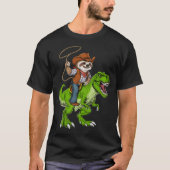 Sloth Cowboy Riding T-Rex Dinosaur Tシャツ (正面)