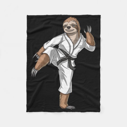 Sloth Karate Kickboxing Taekwondo Muay Thai Martia フリースブランケット (正面)