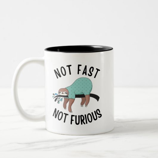 Sloth Not Fast Not Furious ツートーンマグカップ (左)
