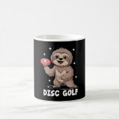 Sloth Playing Disc Golf Player Sports Athlete Game コーヒーマグカップ (中央)