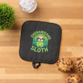 Sloth St Patricks Day Sloth Shenanigans Cute Anima 鍋敷き (トップダウン)