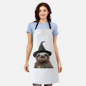 Sloth Wearing Halloween Witch Hat Classic T-Shirt エプロン (着用した状態)
