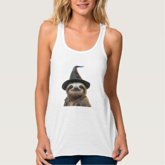 Sloth Wearing Halloween Witch Hat Classic T-Shirt タンクトップ