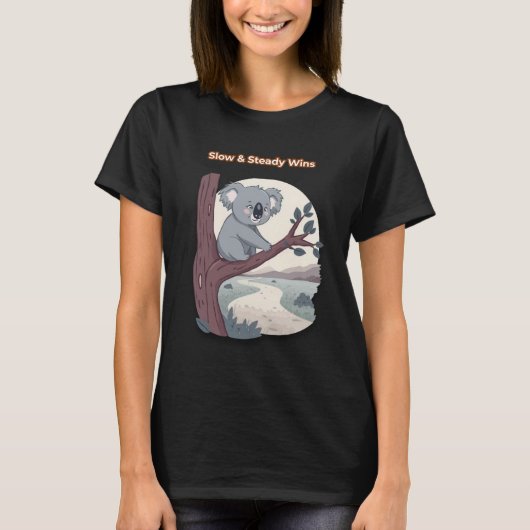 **"Slow & Steady Wins – Motivational Cute Koala "* Tシャツ (正面)