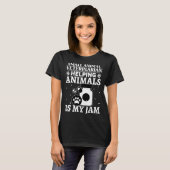 Small Animal Veterinarian Helping Animals Is My Ja Tシャツ (正面フル)