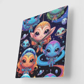 Small Multi-Coloured Aliens in Space スクエア壁時計 (傾斜)
