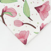 Small Scale Pink Cherry Blossom Floral Pattern フリースブランケット (角)