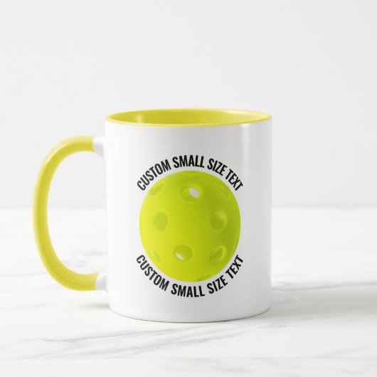 Small Text YELLOW Combo 11oz カスタムピックルボール マグカップ (左)