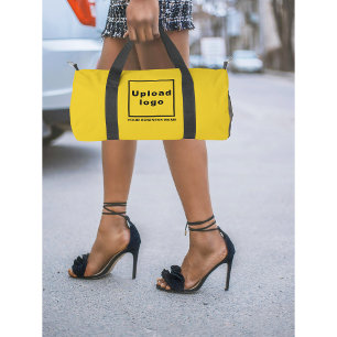 Small Yellow Duffelバッグの会社名とロゴ ダッフルバッグ