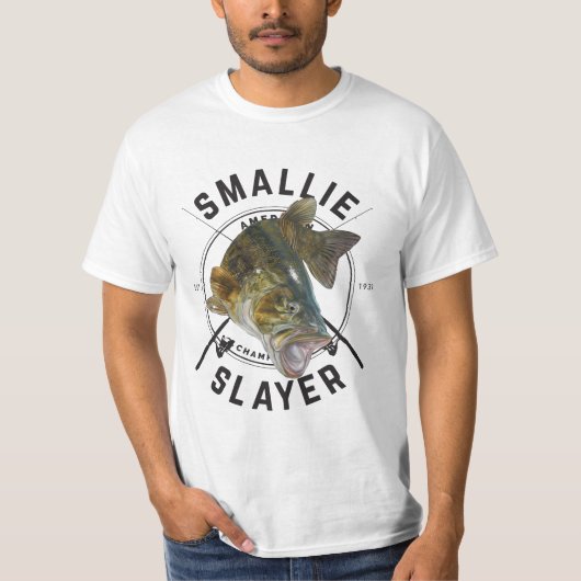 Smallieの殺害者-コクチバスの魚釣りのワイシャツ Tシャツ (正面)
