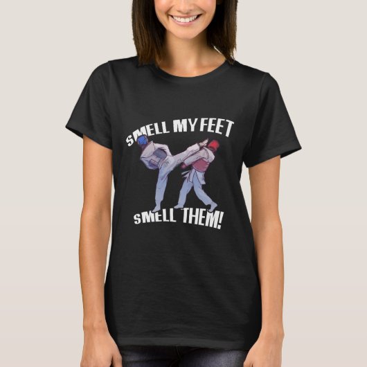 Smell My Feet Funny Karate  Tシャツ (正面)