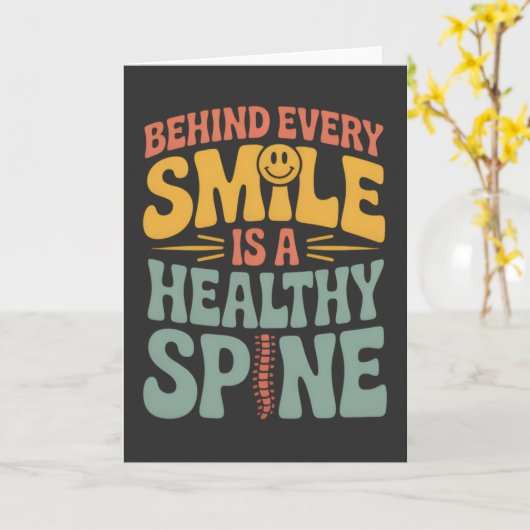 Smile Healthy Spine Chiropractor Quote Design カード (黄色い花)