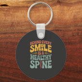 Smile Healthy Spine Chiropractor Quote Design キーホルダー (正面)