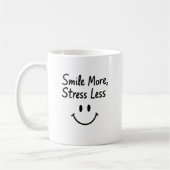 Smile More, Stress Less Doodle Design コーヒーマグカップ (左)