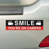 Smile You’re On Camera バンパーステッカー (車上)
