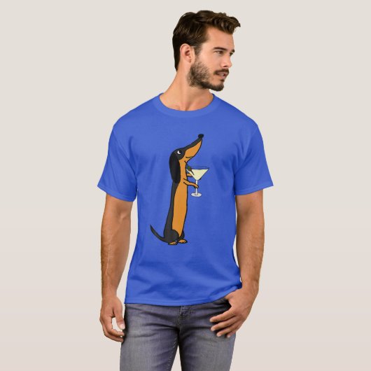 Smilemores Funny Dachshund Dog Drinking Martini Tシャツ (正面フル)