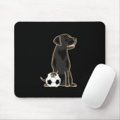 Smilenowtees Funny Labrador Retriever Playing Socc マウスパッド (マウス)