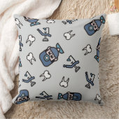 Smiles All Around – Dentist-Themed Throw Pillow クッション (ブランケット)
