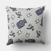 Smiles All Around – Dentist-Themed Throw Pillow クッション (裏面)