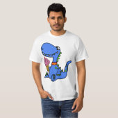 Smiletalotteesa Funny Blue Dinosaur eating Ice Cre Tシャツ (正面フル)