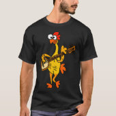 Smileteestank Funny Rubber Chicken Playing Banjo C Tシャツ (正面)