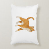Smiling Orange Cat Decorative Pillow アクセントクッション (正面(垂直))