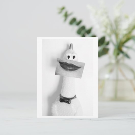 Smiling Rubber chicken - Smile  ポストカード (スタンド正面)