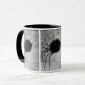 Smiling Spider by Odilon Redon,ヴィンテージハロウィン マグカップ (正面左)