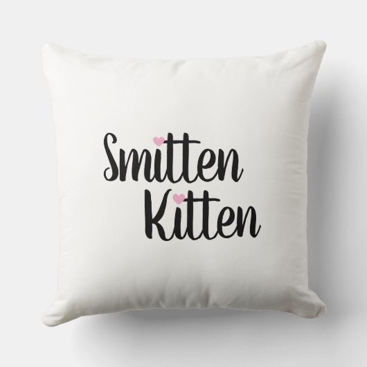 Smitten Kitten Cute Valentine’s Day クッション (裏面)