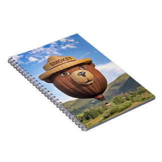 Smokey Bear in Colorado ノートブック